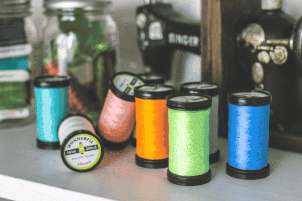Add a totally new dimension to any project with Ahrora's 8 glow in the dark thread colours.